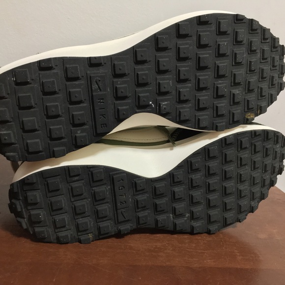 Nike Waffle Debut Sneakers Size 10. 100% Perfect and excellent condition - Picture 7 of 12